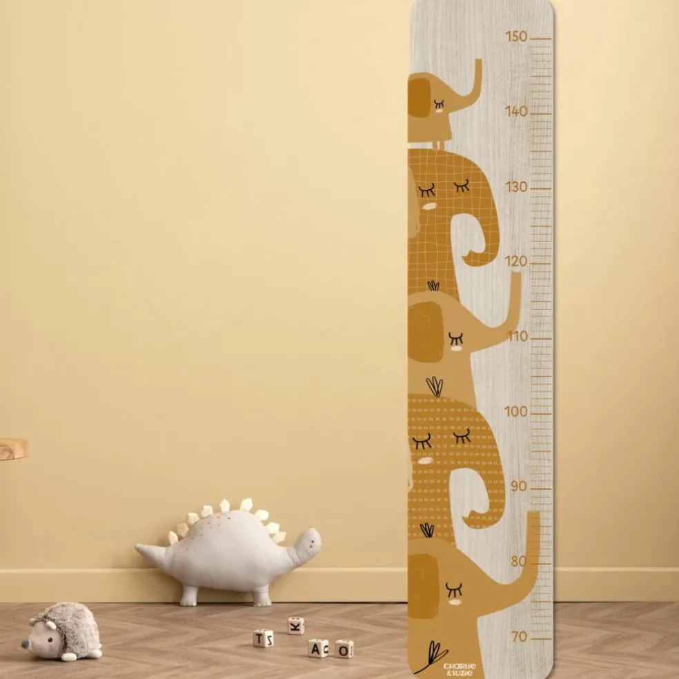 Toise en bois Isidore éléphant caramel