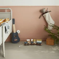 Train blocs de construction avec cubes naturel