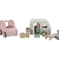 Voiture avec caravane