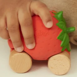 Voiture et jouet de dentition Sweetie la fraise